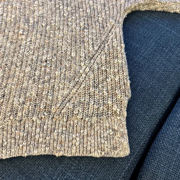 Abercrombie & Fitch Sweater XS Cropped Chunky Knit Neutral Crewneck Pullover - Picture 7 of 15